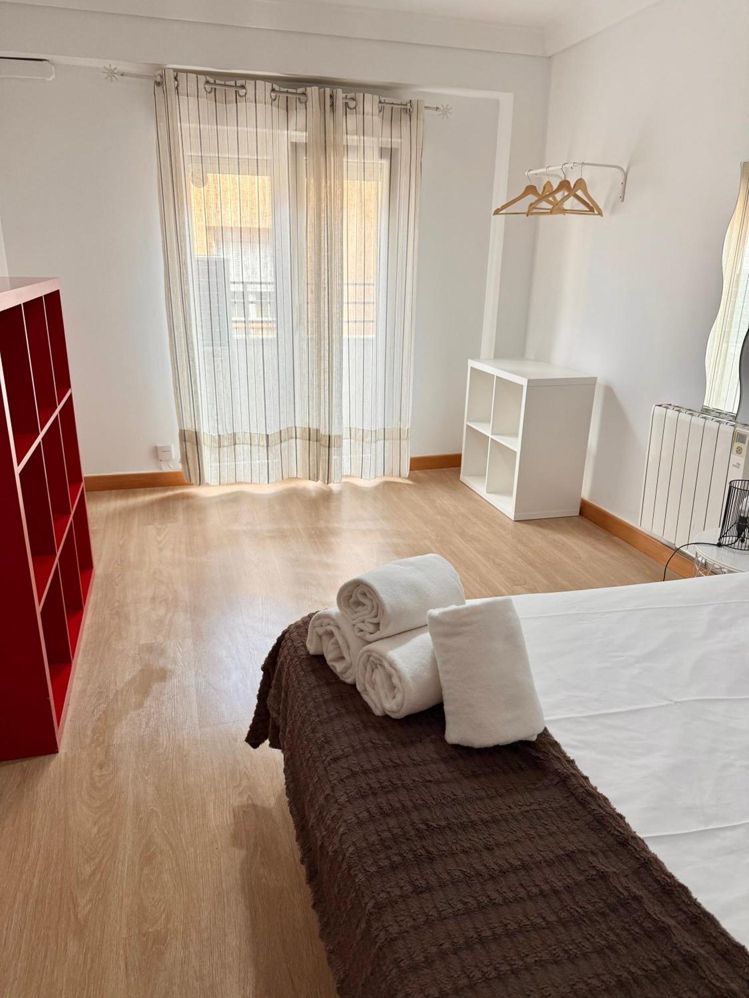 Apartamento Ana Isabel Saragossa Exterior foto